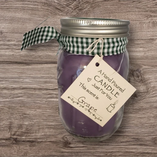 Hand poured Soy Wax Candle with Grape Fragrance.